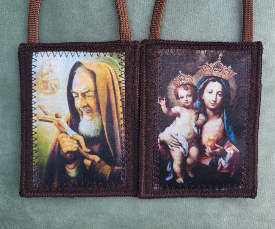 Scapular